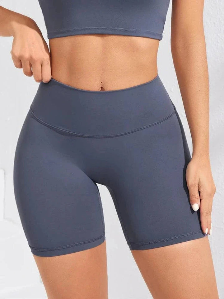 MunaWear Sportswear Jade - Stylish High-Waisted Active Shorts For Dynamic Women