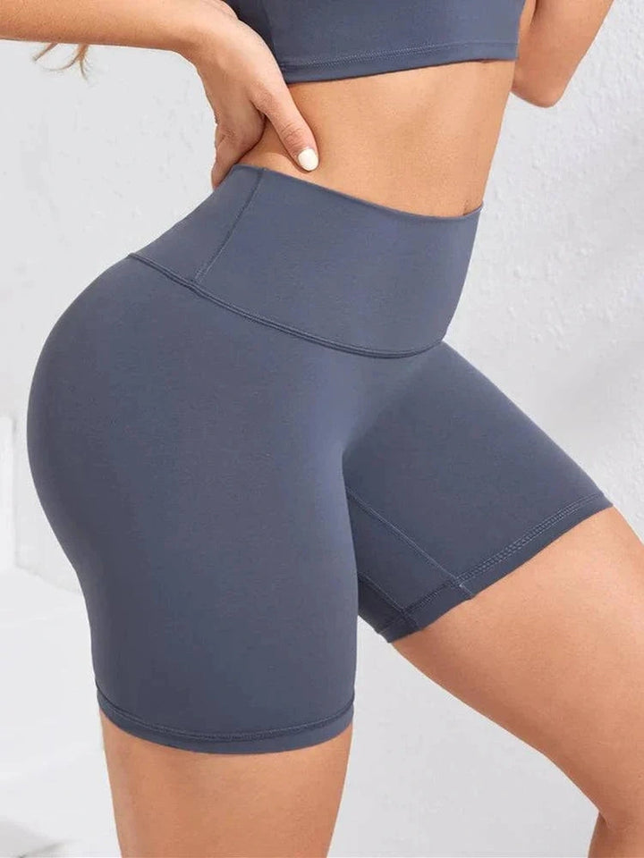 MunaWear Sportswear Jade - Stylish High-Waisted Active Shorts For Dynamic Women