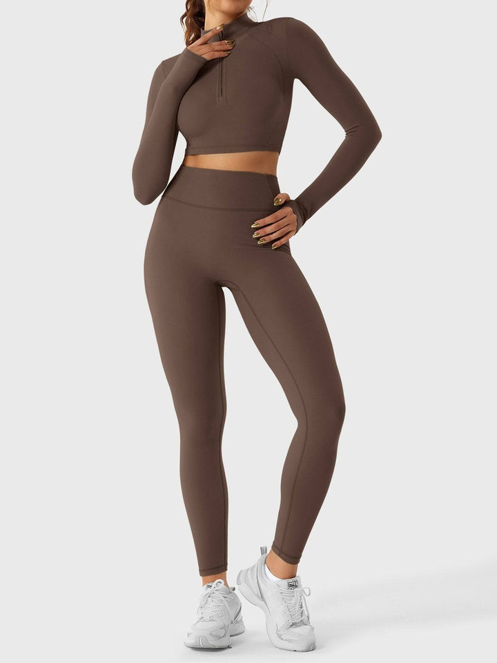 MunaWear Sportswear Lara - Chic Women's Activewear Set With Seamless Leggings And Cropped Top