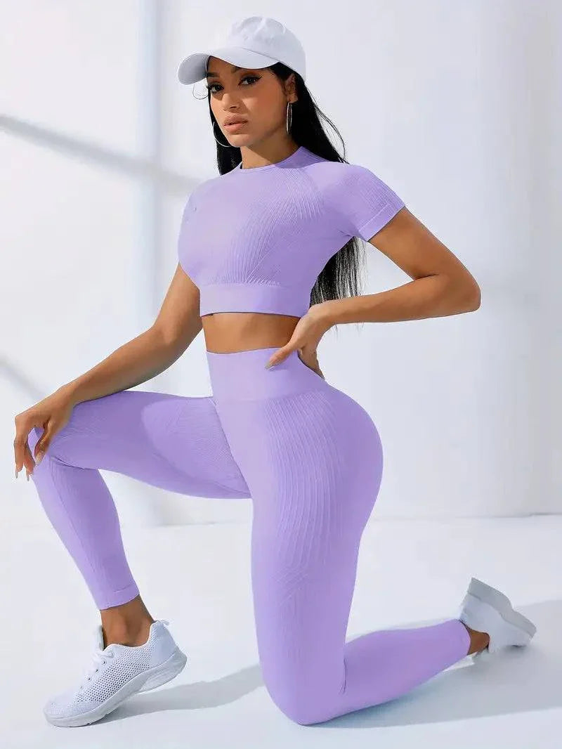 MunaWear Sportswear Layla - Chic Women's Activewear Set for Enhanced Comfort and Flexibility