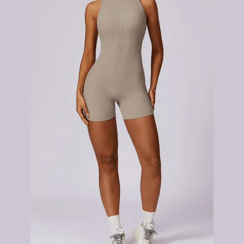 MunaWear  Sportswear  Sabrina - Chic And Functional Jumpsuit Ideal For Yoga And Pilates Enthusiasts