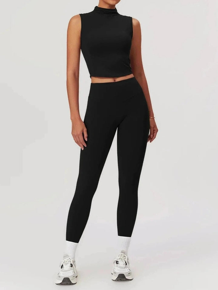 MunaWear Sportswear Talia - Stylish Two-Piece Workout Set Featuring Leggings And Sleeveless Top