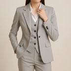 Marlow - Elegant Women's Suit With Tailored Design For Work And Social Occasions 1