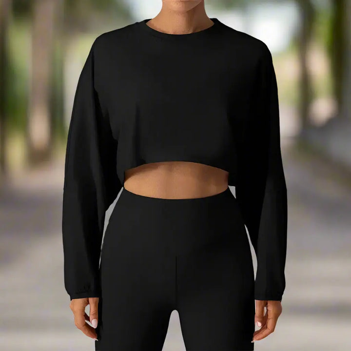 Zephyr – Oversized Long Sleeve Sport Crop Top in Breathable Fabric for Running & Active Wear