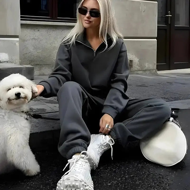 MunaWear - Tracksuits - Brielle – Stylish Women's Tracksuit Set Relaxed Oversized Fit - 