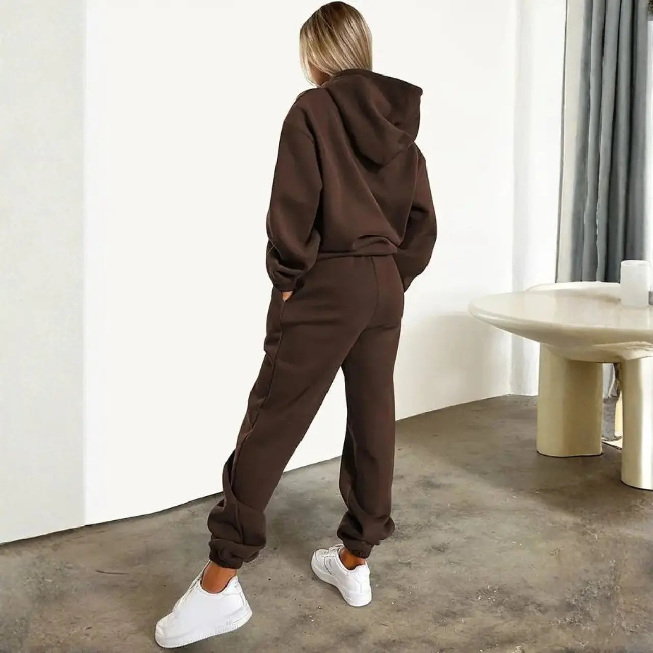 MunaWear - Tracksuits - Liora - Cozy Women's Tracksuit Set With Hoodie And Joggers For Casual Outings - Brown / 3XL