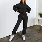 Liora - Cozy Women's Tracksuit Set With Modern Style For Winter Comfort 0