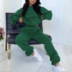 Liora - Cozy Women's Tracksuit Set With Modern Style For Winter Comfort 3