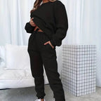 Liora - Cozy Women's Tracksuit Set With Relaxed Fit For Casual Outings 0