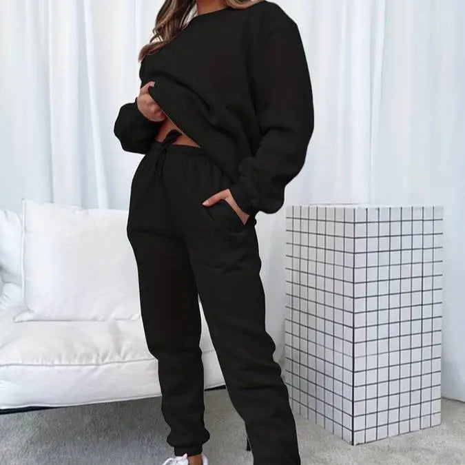 Liora - Cozy Women's Tracksuit Set With Relaxed Fit For Casual Outings 0