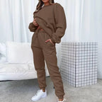 Liora - Cozy Women's Tracksuit Set With Relaxed Fit For Casual Outings 5