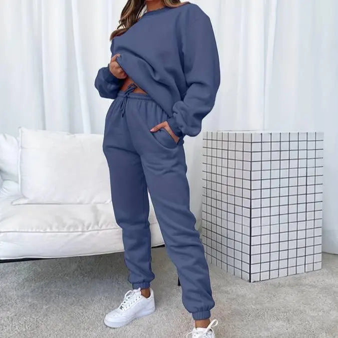 Liora - Cozy Women's Tracksuit Set With Relaxed Fit For Casual Outings 4