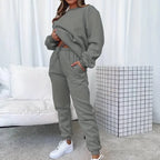 Liora - Cozy Women's Tracksuit Set With Relaxed Fit For Casual Outings 6