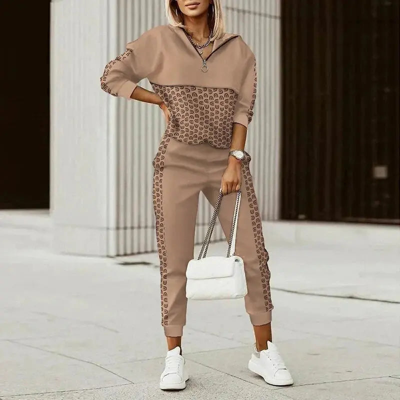 Liora - Modern Women's Tracksuit Set With Zipper Top For Casual Outings 1