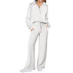 MunaWear - Tracksuits - Liora - Stylish Women's Tracksuit Set With Wide-Leg Design For Casual Outings - 