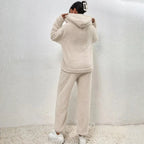 MunaWear - Tracksuits - Selina - Cozy Women's Tracksuit Set With Hood For Casual Relaxation - 