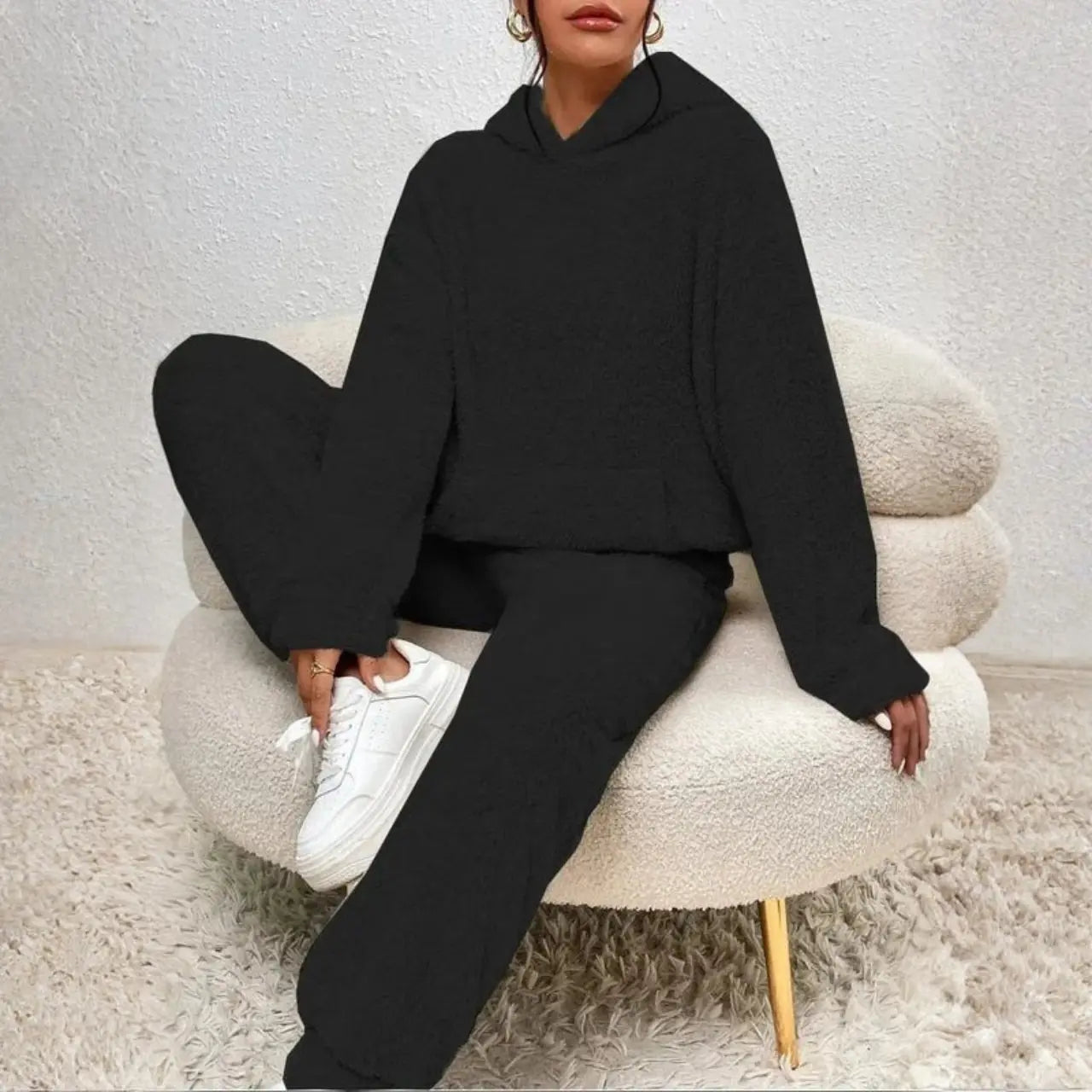 MunaWear - Tracksuits - Selina - Cozy Women's Tracksuit Set With Hood For Casual Relaxation - Black / 3XL