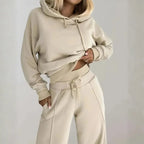 MunaWear - Tracksuits - Selina - Stylish Women's Tracksuit Set With Cropped Hoodie And Wide-Leg Trousers For Casual Outings - Beige / 2XL