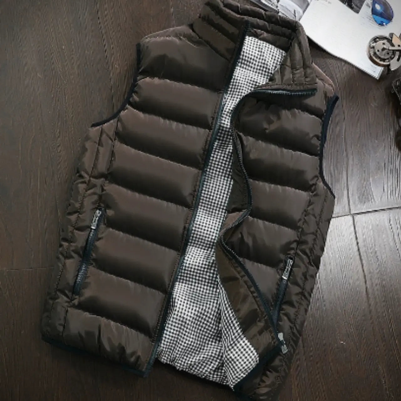 MunaWear - Vests - Ethan – Windproof Sleeveless Winter Vest for Men, Lightweight Cotton Waistcoat - Dark Brown / 5XL