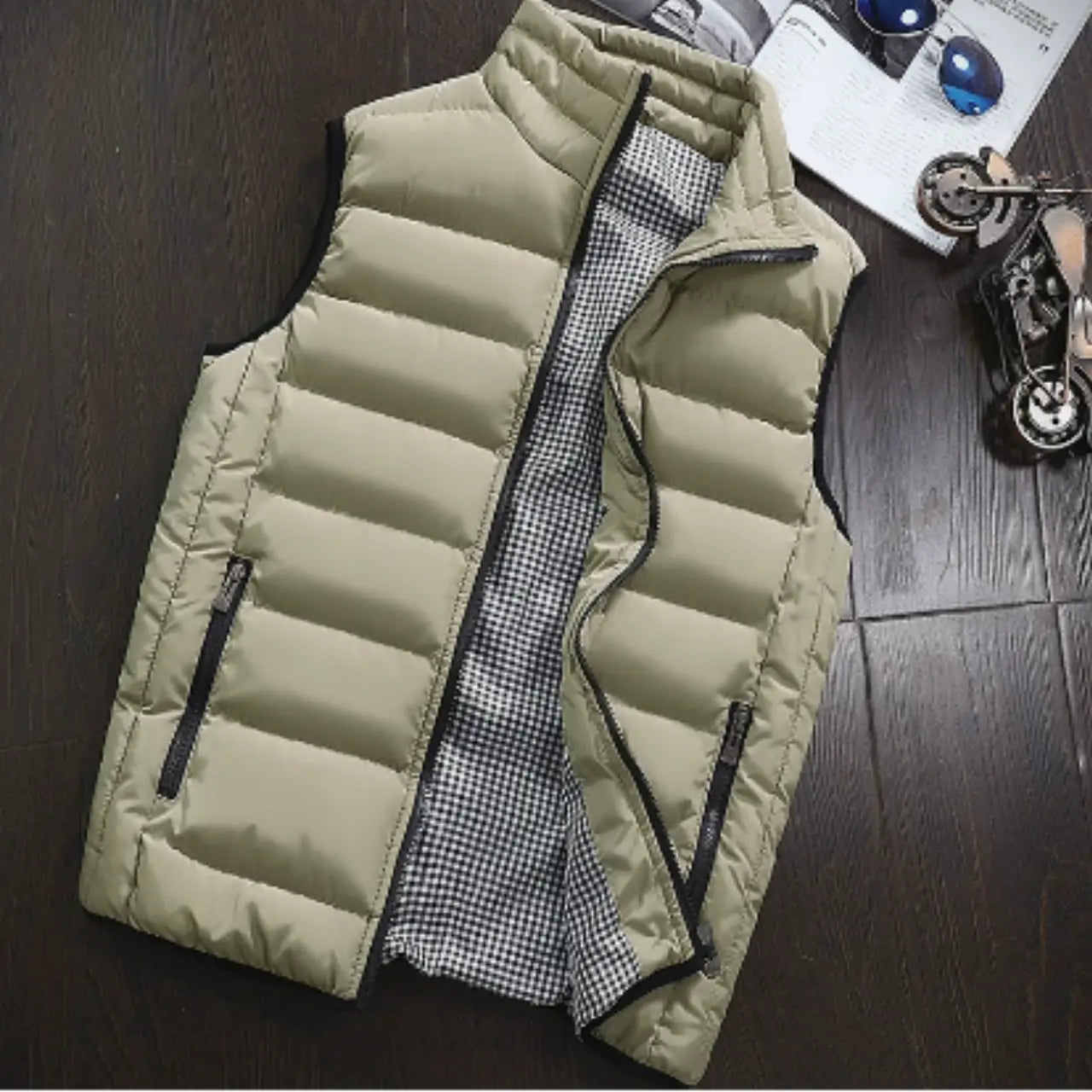 MunaWear - Vests - Ethan – Windproof Sleeveless Winter Vest for Men, Lightweight Cotton Waistcoat - Khaki / 5XL