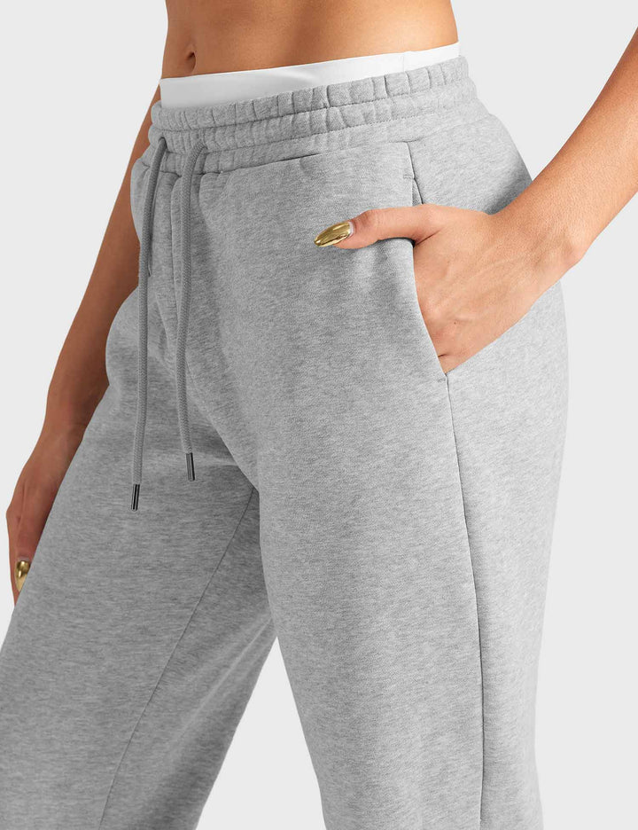 MunaWear  Women's Activewear  Lila – Relaxed Fit Ladies Jogging Pants with Adjustable Waistband & Deep Pockets, Best Joggers for Women 