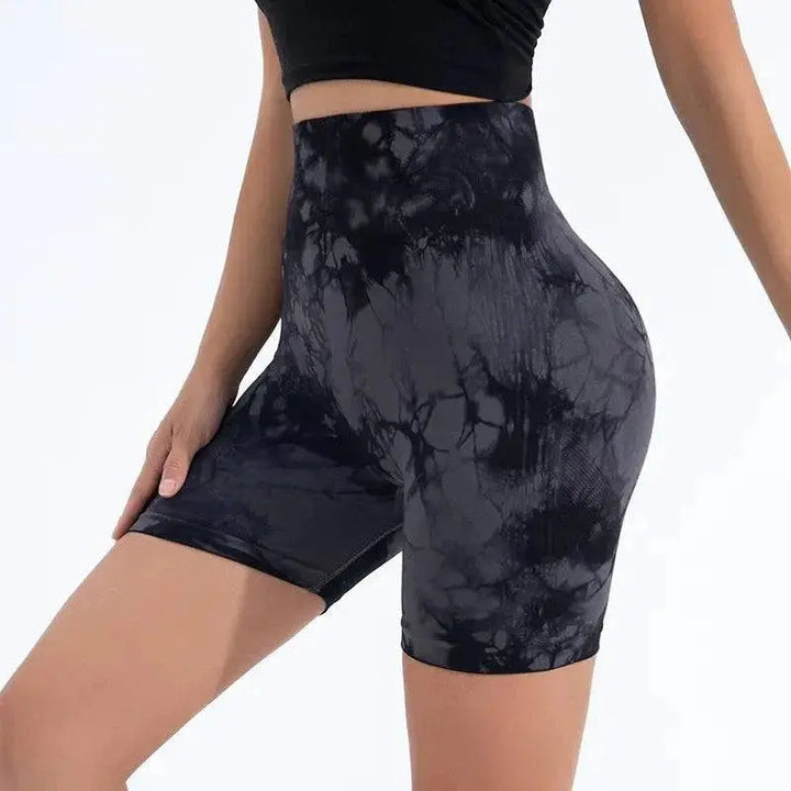 MunaWear  Women's Activewear  Maya – Seamless High-Waist Running Shorts with Trendy Tie-Dye Print for Active Women  Dark-Gray-L
