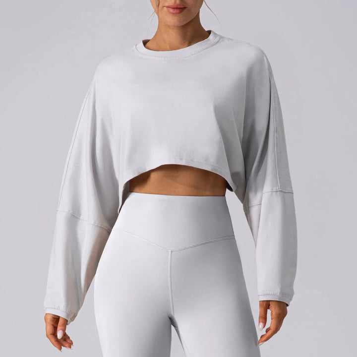 MunaWear  Women's Activewear  Mia – Oversized Long Sleeve Sport Crop Top in Breathable Fabric for Running & Active Wear 