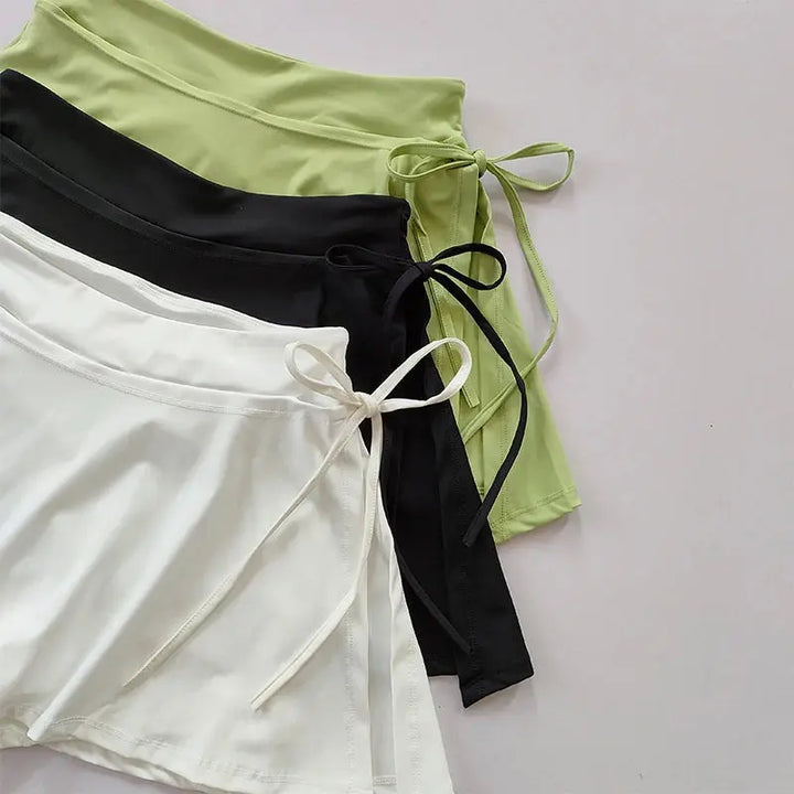 Mia – Quick-Drying Black Tennis Skirt with Pockets & Side Split for Active Women Size XS-L 2