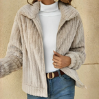 MunaWear - Women's Coats & Jackets - Eve – Cozy Women's Teddy Coat With Relaxed Fit For Autumn And Winter - Beige / 2XL