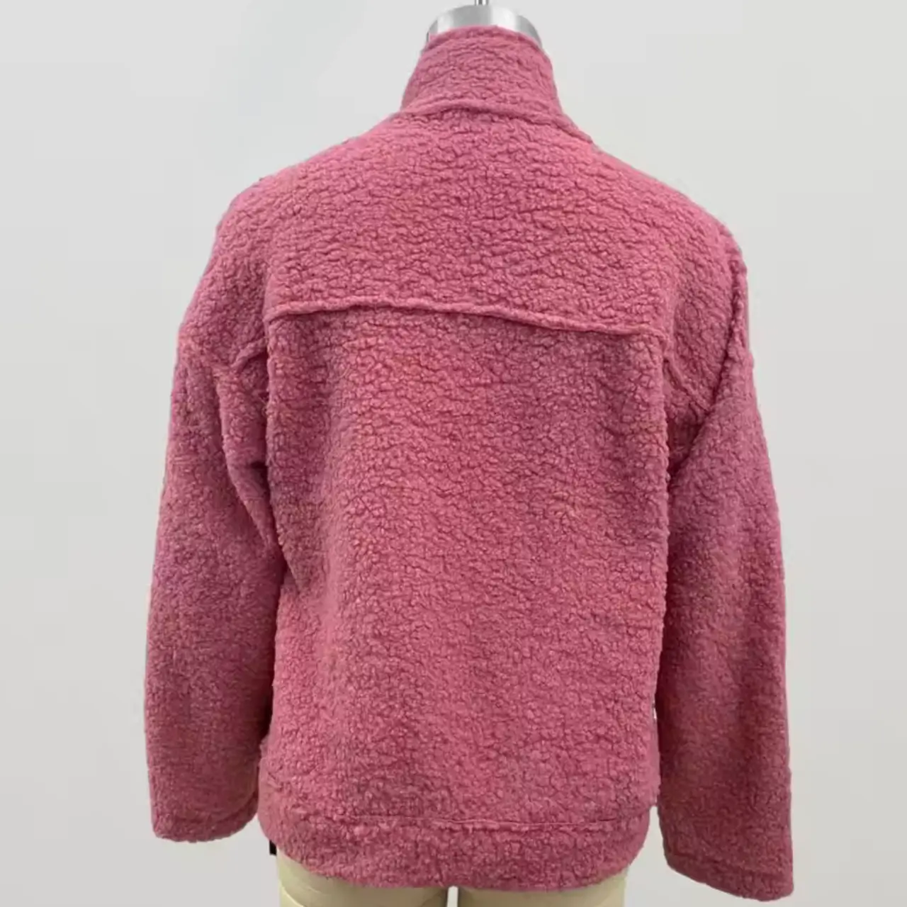 Valea – Cozy Women's Teddy Coat With Lapel Collar For Casual Autumn Days- Pink/Back Part