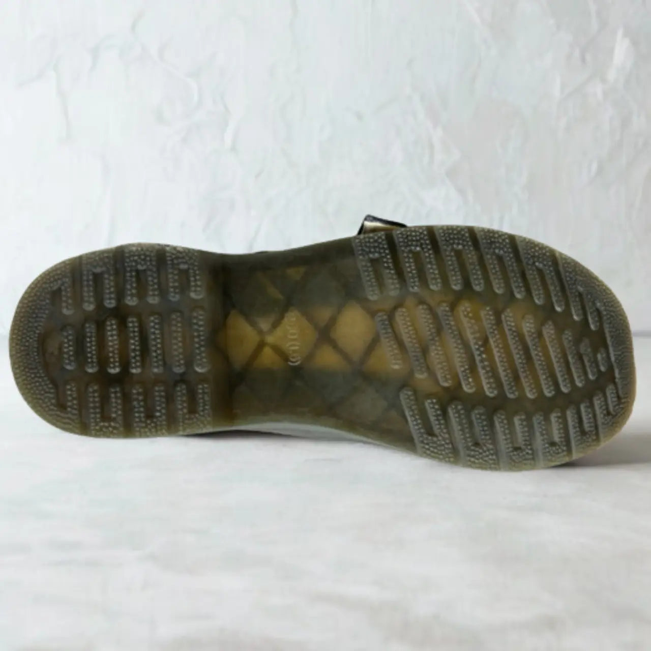 MunaWear - Women’s Flats - Marielle– Classic Women's Mary Jane Flats With Adjustable Buckle Strap For Everyday Comfort 