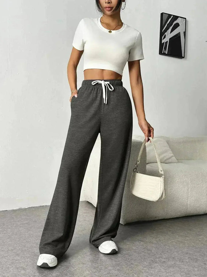MunaWear  Women's Pants  Mia – Stylish Wide-Leg Joggers for Women with Elastic Waistband and Comfortable Fit 