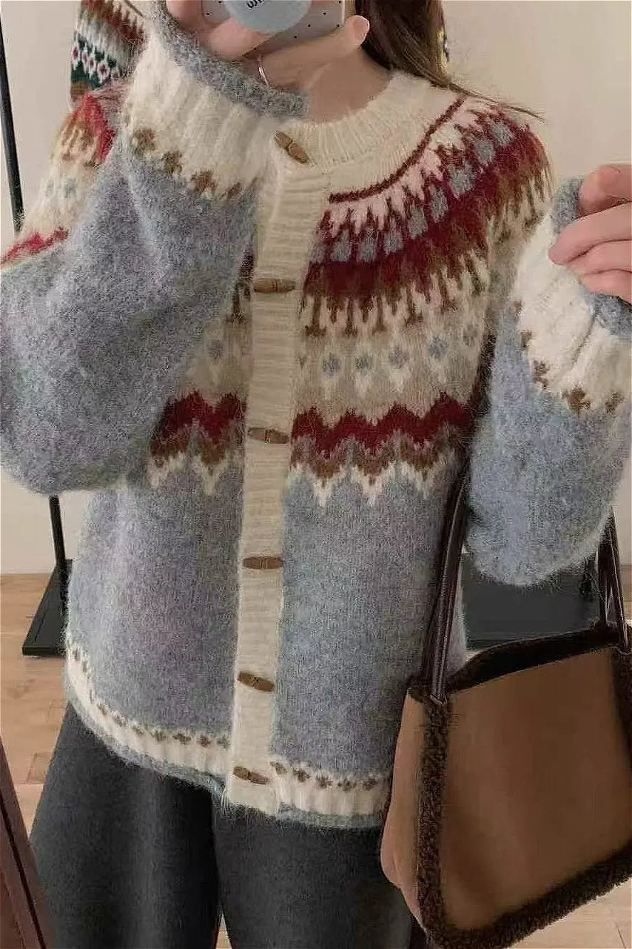 Cozy Round Neck Cardigan With Fair Isle Design – Perfect for Festive Gatherings 2